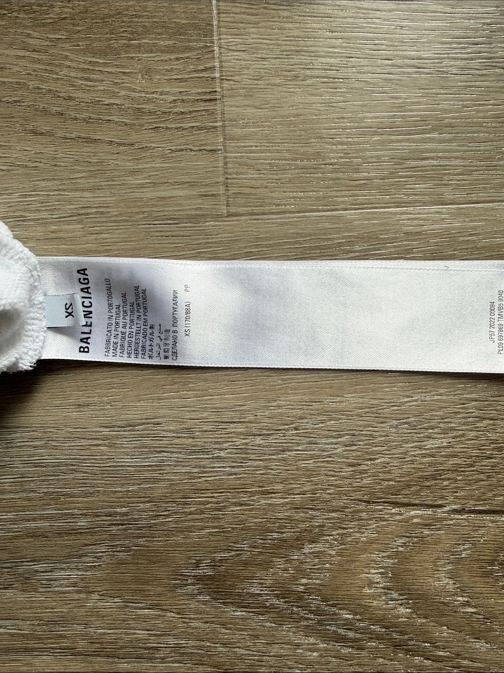 Balenciaga White Crewneck with Black Script Logo - Picture 6 of 7